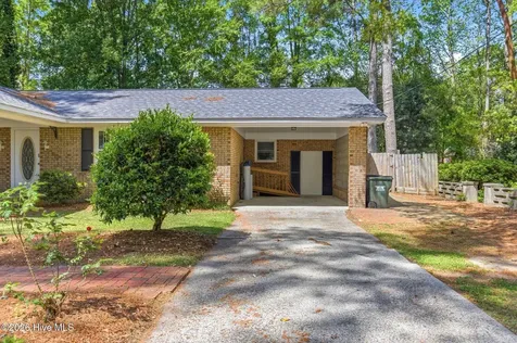 235 Oak Street Wallace NC 28466