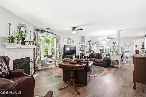 4108 Breezewood Drive Wilmington NC 28412