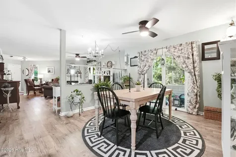 4108 Breezewood Drive Wilmington NC 28412