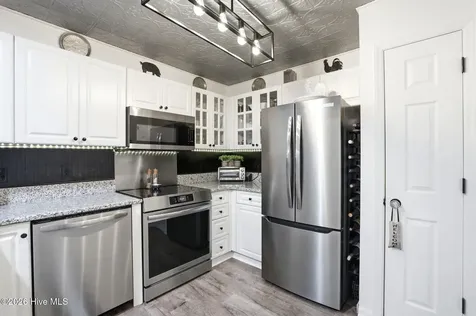 4108 Breezewood Drive Wilmington NC 28412