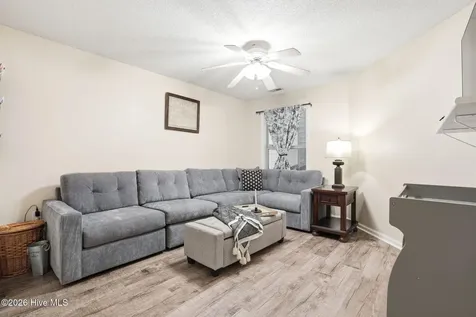 4108 Breezewood Drive Wilmington NC 28412