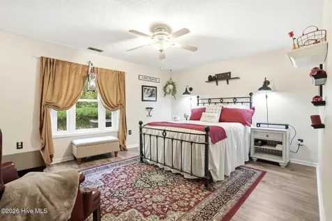 4108 Breezewood Drive Wilmington NC 28412