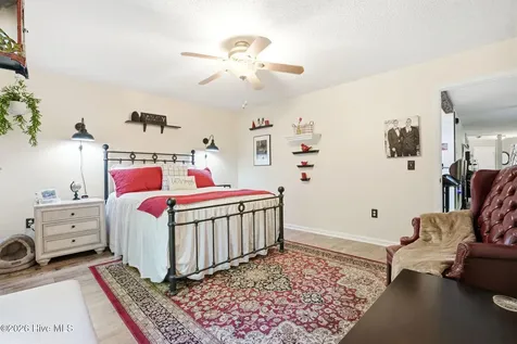 4108 Breezewood Drive Wilmington NC 28412