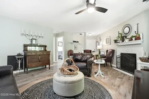 4108 Breezewood Drive Wilmington NC 28412