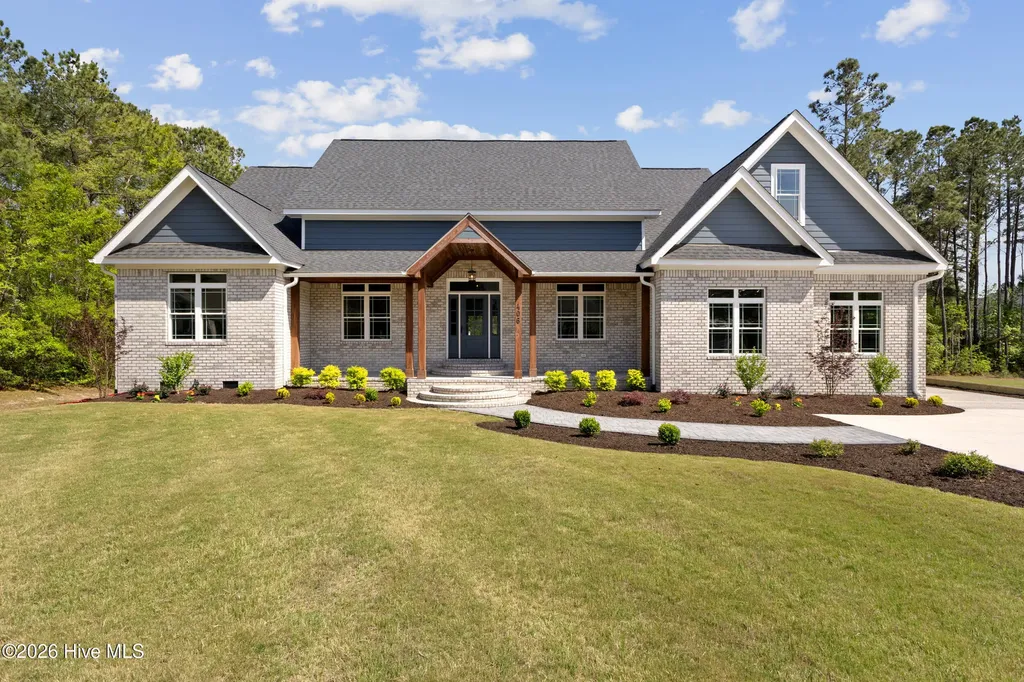 406 Compass Point Hampstead NC 28443