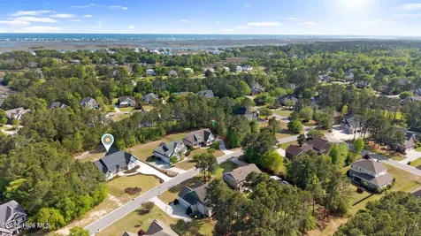 406 Compass Point Hampstead NC 28443