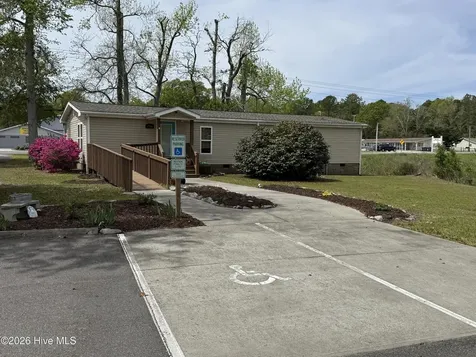 1786 Pine Valley Drive SW Supply NC 28462
