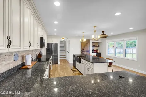 143 Tifton Circle Cape Carteret NC 28584