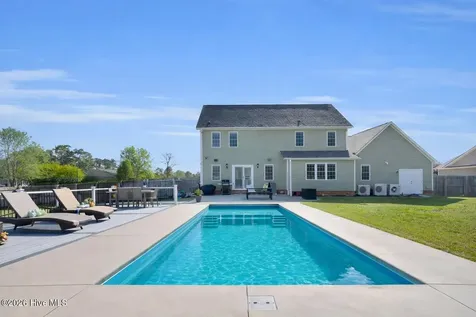 143 Tifton Circle Cape Carteret NC 28584