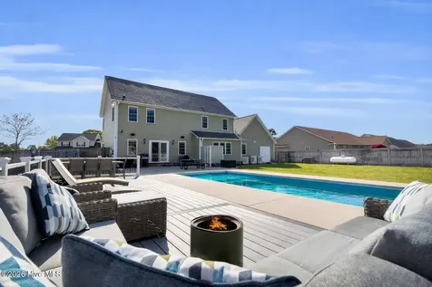 143 Tifton Circle Cape Carteret NC 28584