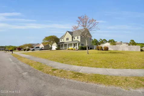 143 Tifton Circle Cape Carteret NC 28584