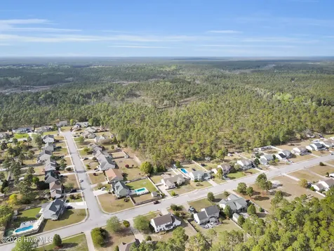 143 Tifton Circle Cape Carteret NC 28584