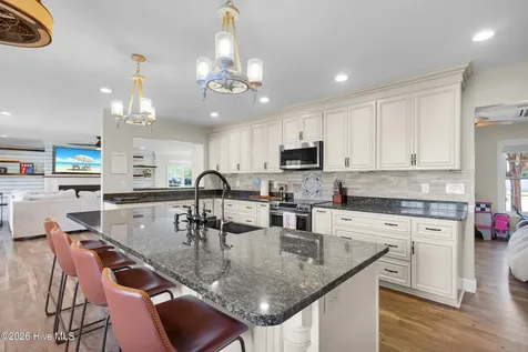 143 Tifton Circle Cape Carteret NC 28584