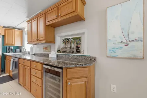 101 Delaware Avenue Carolina Beach NC 28428