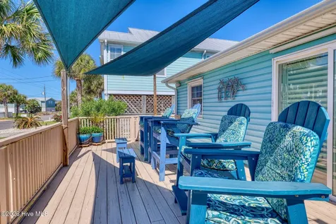 101 Delaware Avenue Carolina Beach NC 28428
