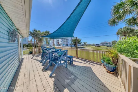 101 Delaware Avenue Carolina Beach NC 28428