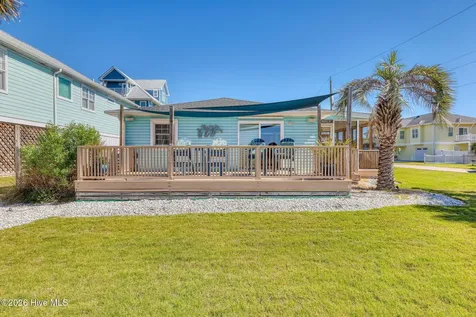 101 Delaware Avenue Carolina Beach NC 28428