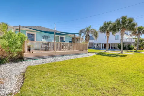 101 Delaware Avenue Carolina Beach NC 28428