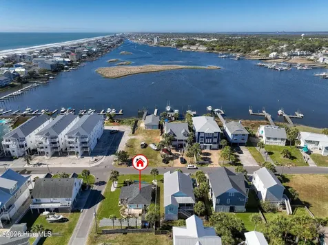 101 Delaware Avenue Carolina Beach NC 28428