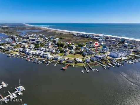 101 Delaware Avenue Carolina Beach NC 28428