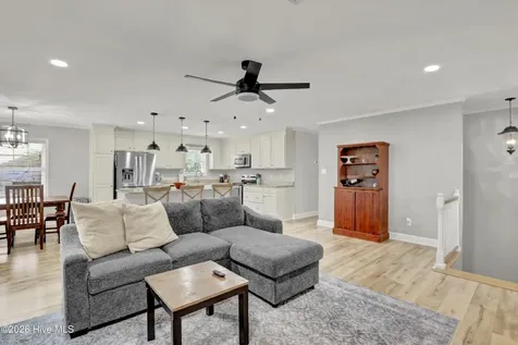 725 Chadwick Shores Drive Sneads Ferry NC 28460