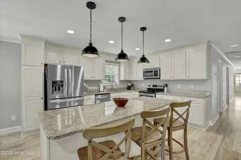 725 Chadwick Shores Drive Sneads Ferry NC 28460