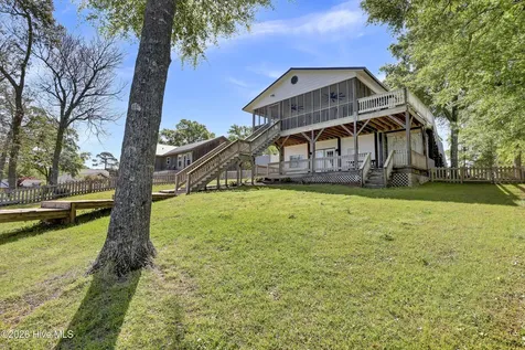 725 Chadwick Shores Drive Sneads Ferry NC 28460