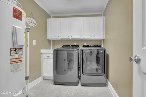 725 Chadwick Shores Drive Sneads Ferry NC 28460