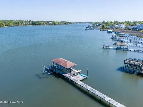 725 Chadwick Shores Drive Sneads Ferry NC 28460