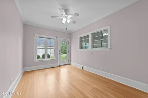 414 Crown Drive Washington NC 27889