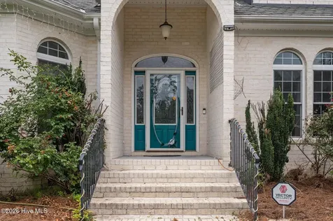 414 Crown Drive Washington NC 27889