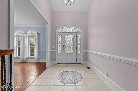 414 Crown Drive Washington NC 27889