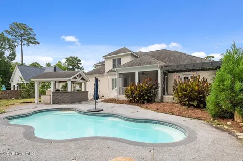 414 Crown Drive Washington NC 27889