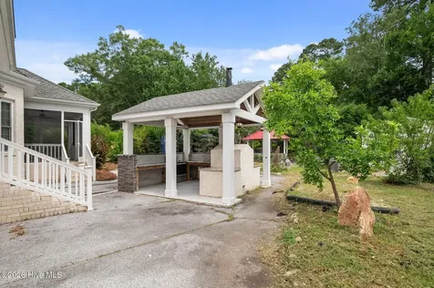 414 Crown Drive Washington NC 27889