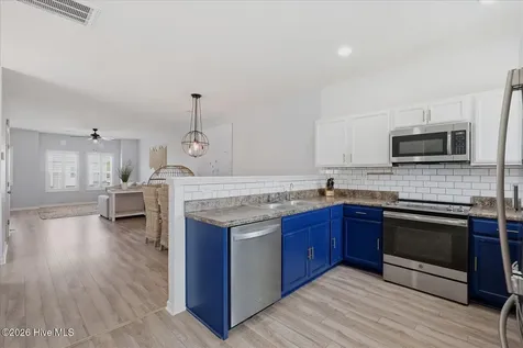 806 Blanche Avenue Carolina Beach NC 28428