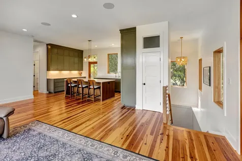 5709 E Landing Court Emerald Isle NC 28594