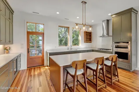 5709 E Landing Court Emerald Isle NC 28594