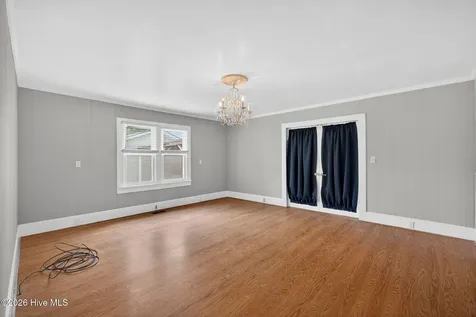 302 W Wilmington Street Burgaw NC 28425
