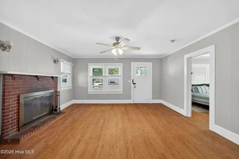 302 W Wilmington Street Burgaw NC 28425