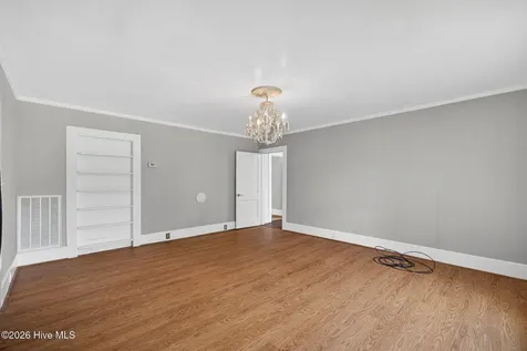 302 W Wilmington Street Burgaw NC 28425