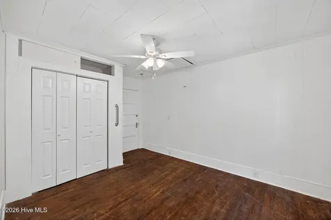 302 W Wilmington Street Burgaw NC 28425