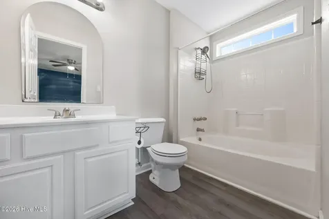300 Carlisle Court Jacksonville NC 28540