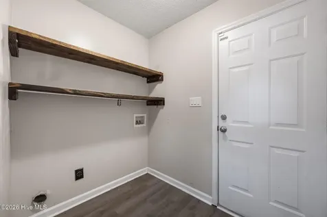 300 Carlisle Court Jacksonville NC 28540