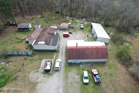 2803 Travis Road Columbia NC 27925