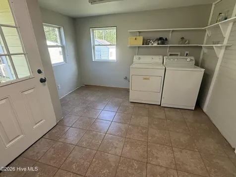 2803 Travis Road Columbia NC 27925