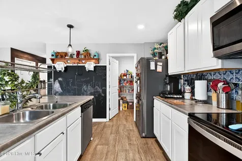 1139 Carteret Manor Drive Jacksonville NC 28546