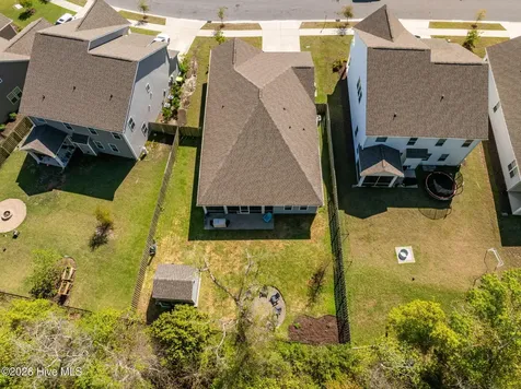 326 Edgewater Way Surf City NC 28445