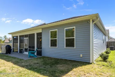 326 Edgewater Way Surf City NC 28445