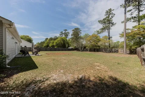 410 Peppermint Drive Hubert NC 28539