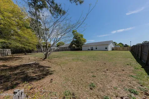 410 Peppermint Drive Hubert NC 28539